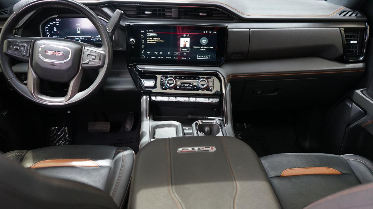 GMC Sierra 2500HD AT4 Crew Cab 4WD 2024