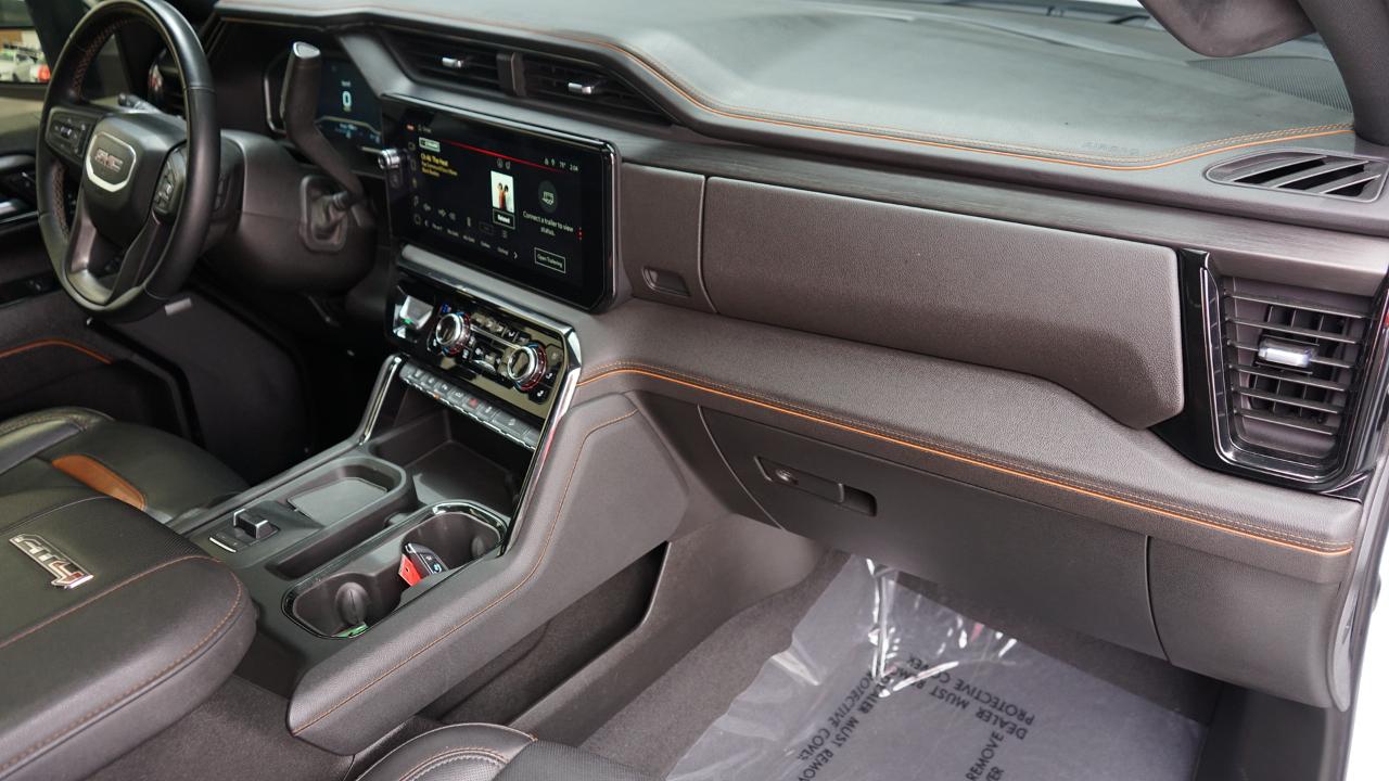 GMC Sierra 2500HD AT4 Crew Cab 4WD 2024