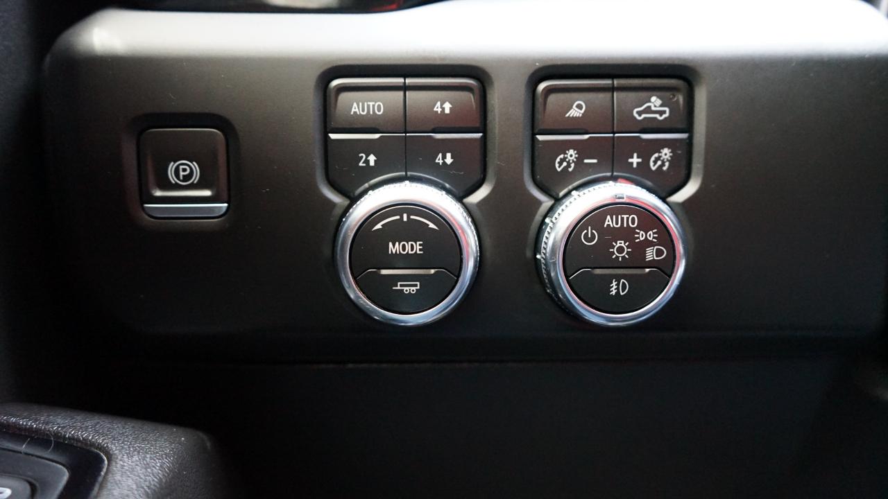 GMC Sierra 2500HD AT4 Crew Cab 4WD 2024