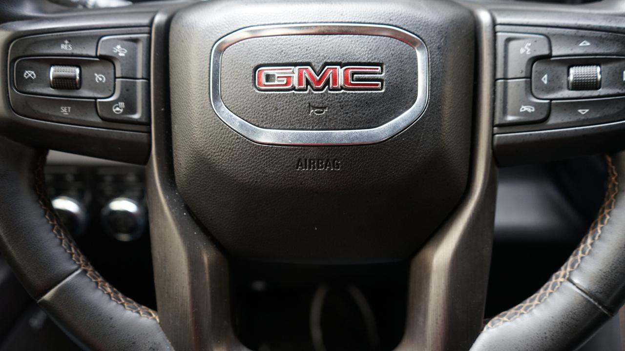 GMC Sierra 2500HD AT4 Crew Cab 4WD 2024