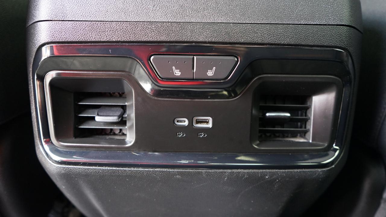 GMC Sierra 2500HD AT4 Crew Cab 4WD 2024