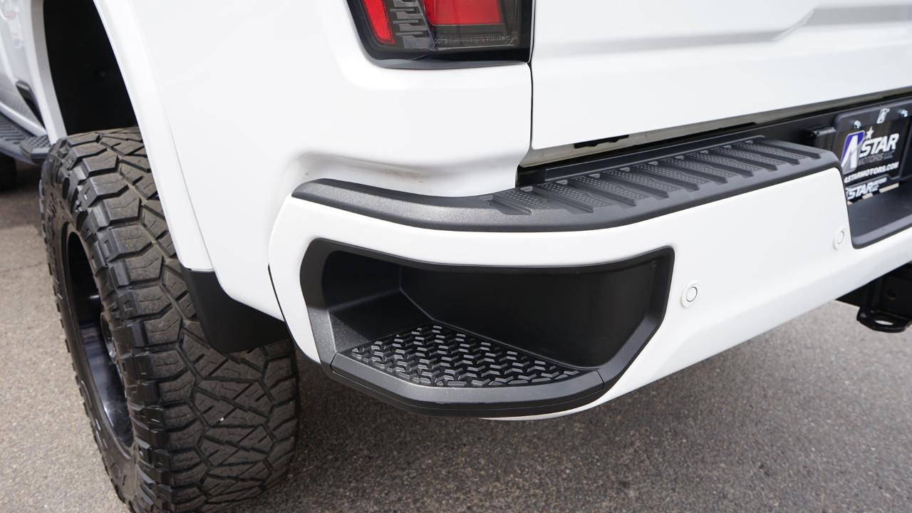 GMC Sierra 2500HD AT4 Crew Cab 4WD 2024