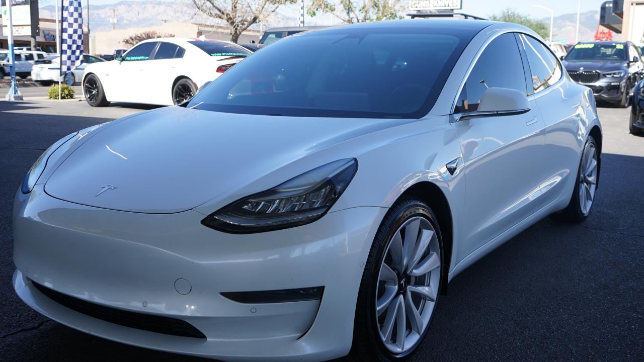 Tesla Model 3 Long Range 2020