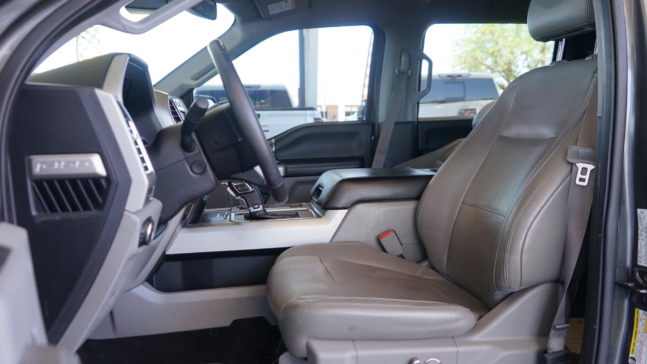 Ford F-150 SuperCrew 139" Lariat 4WD 2015