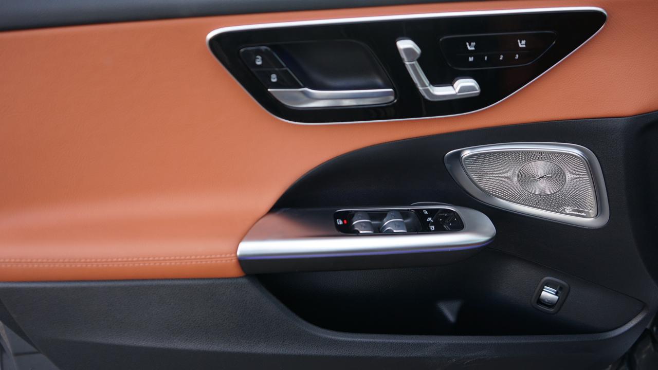 Mercedes-Benz C-Class C300 Sedan 2025