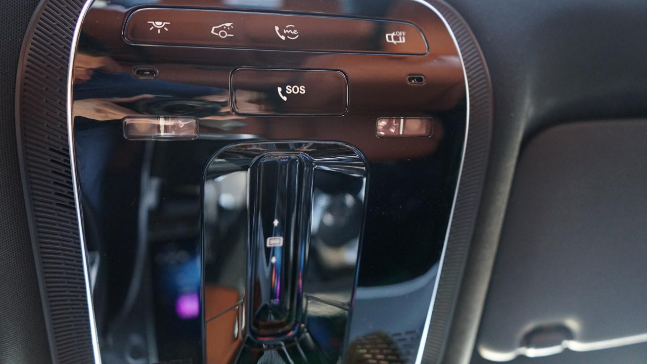 Mercedes-Benz C-Class C300 Sedan 2025