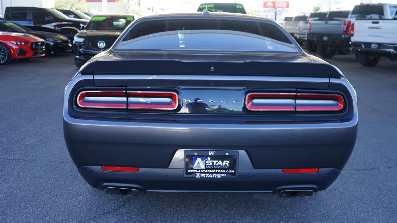 Dodge Challenger 2dr Cpe 392 Hemi Scat Pack Shaker 2019