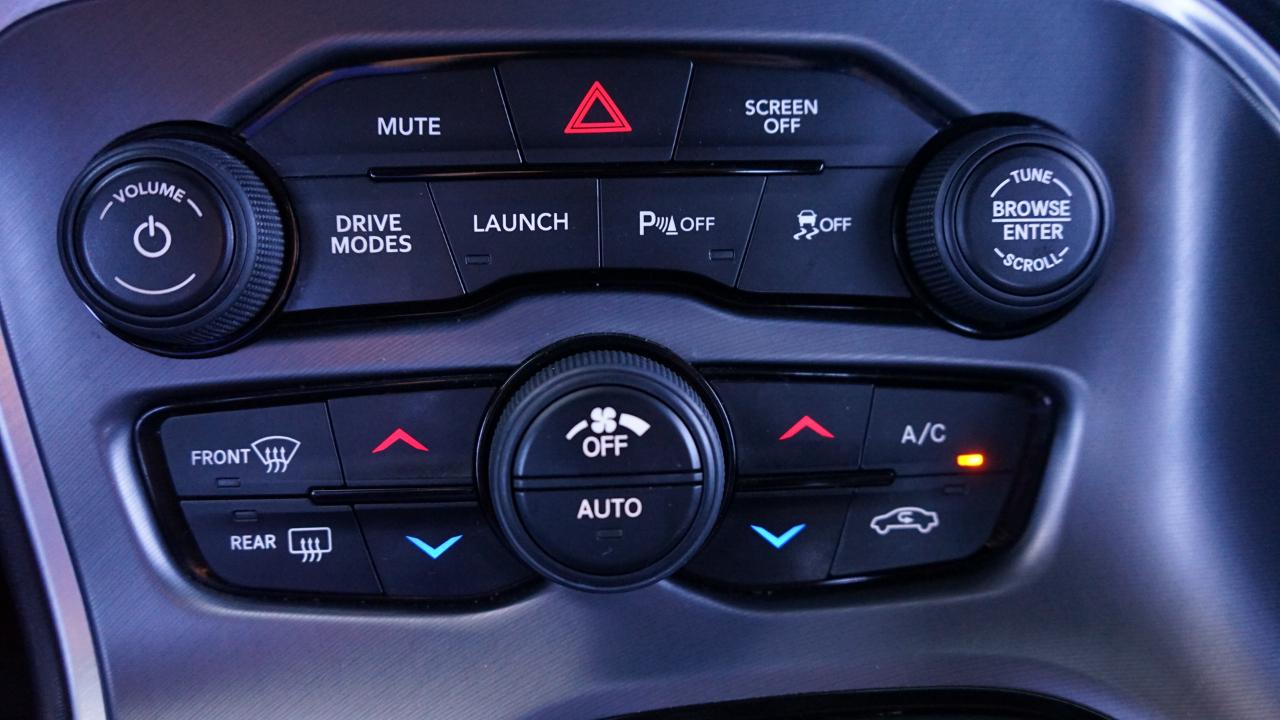 Dodge Challenger 2dr Cpe 392 Hemi Scat Pack Shaker 2019
