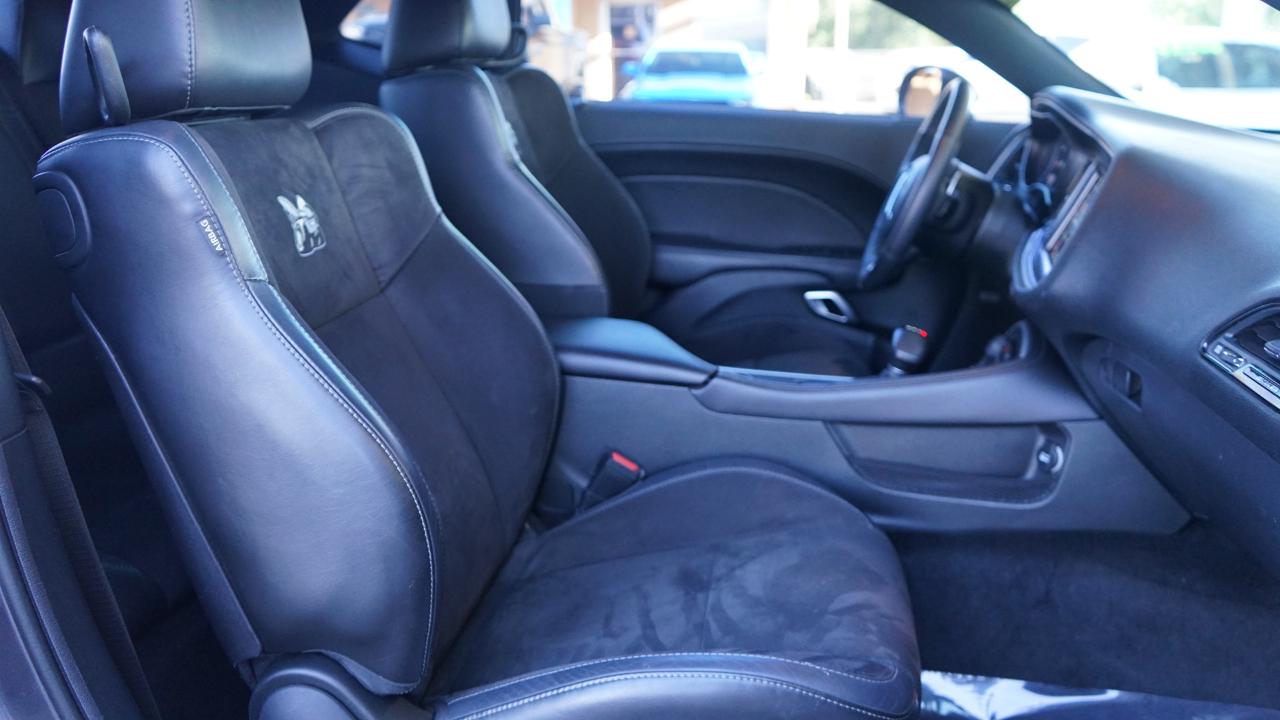 Dodge Challenger 2dr Cpe 392 Hemi Scat Pack Shaker 2019