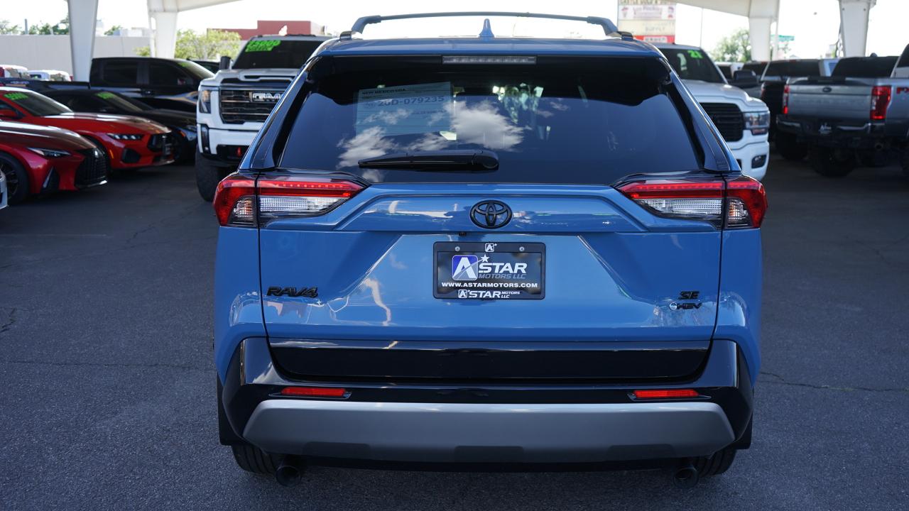 Toyota RAV4 Hybrid SE 2025