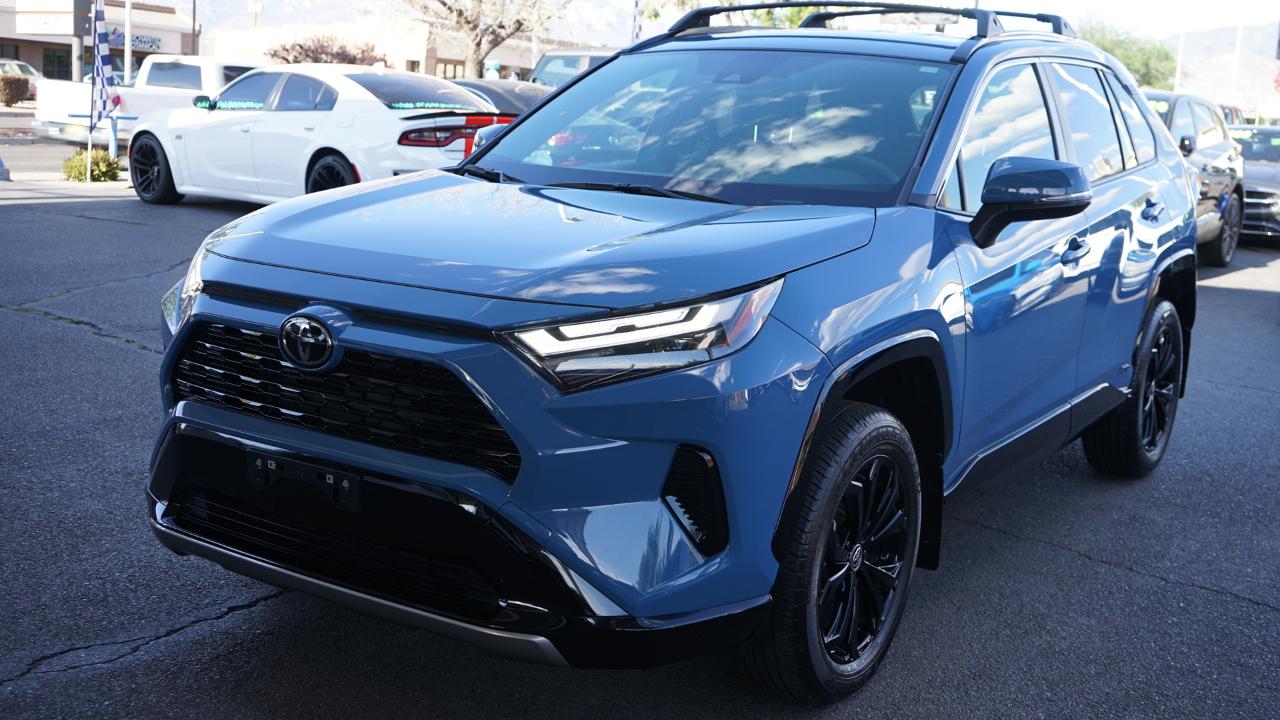 Toyota RAV4 Hybrid SE 2025