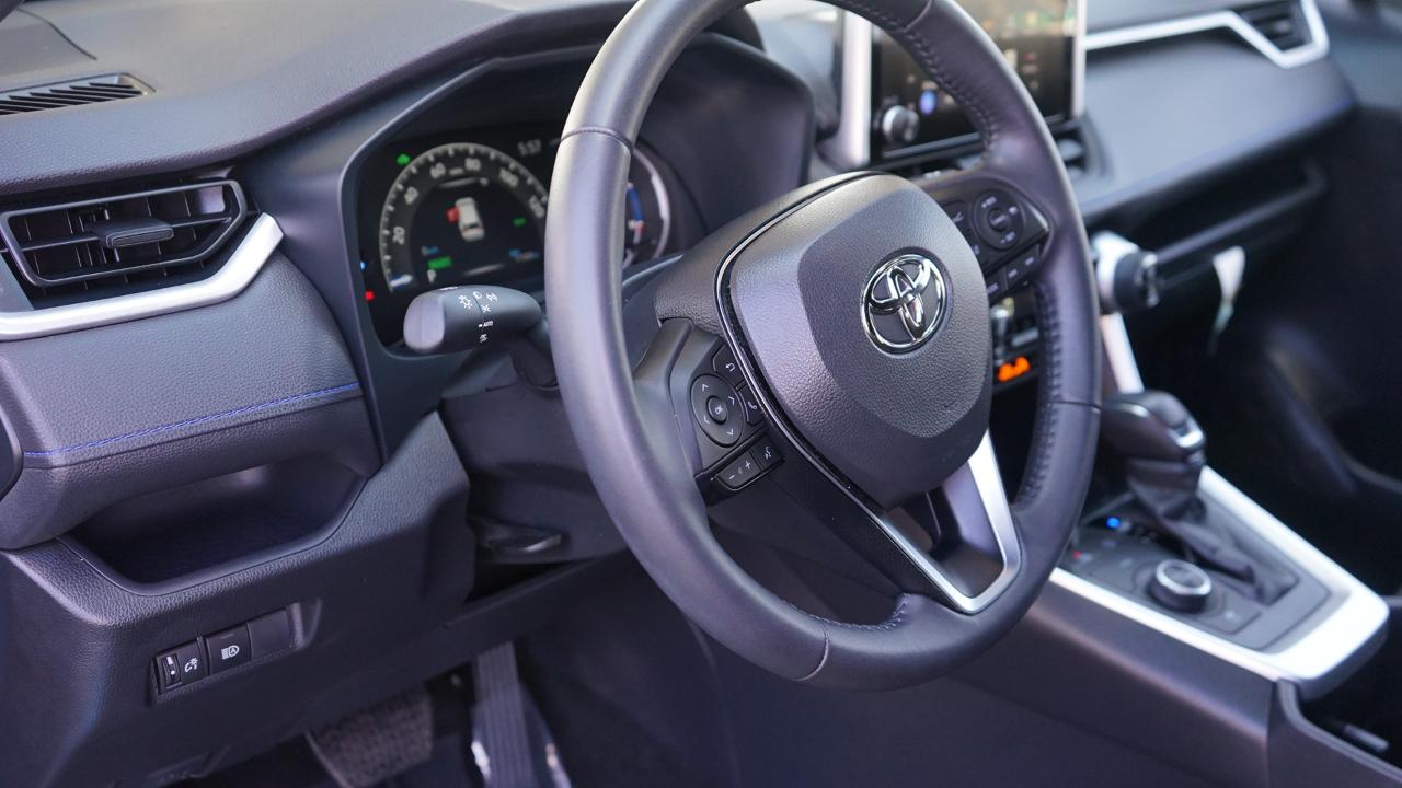Toyota RAV4 Hybrid SE 2025