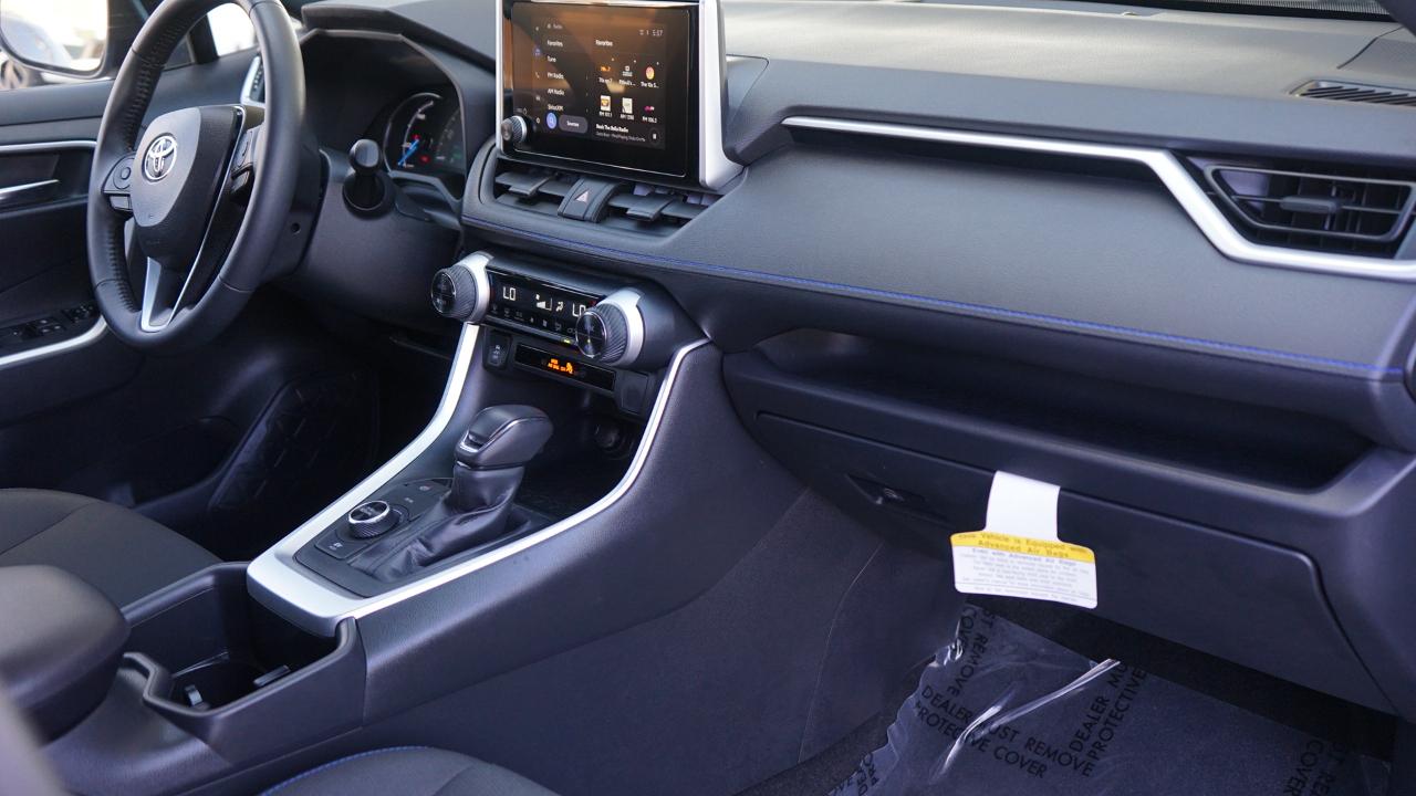Toyota RAV4 Hybrid SE 2025