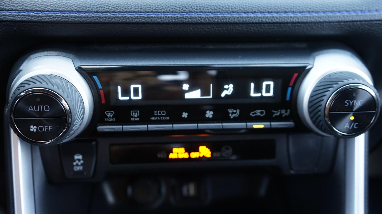 Toyota RAV4 Hybrid SE 2025