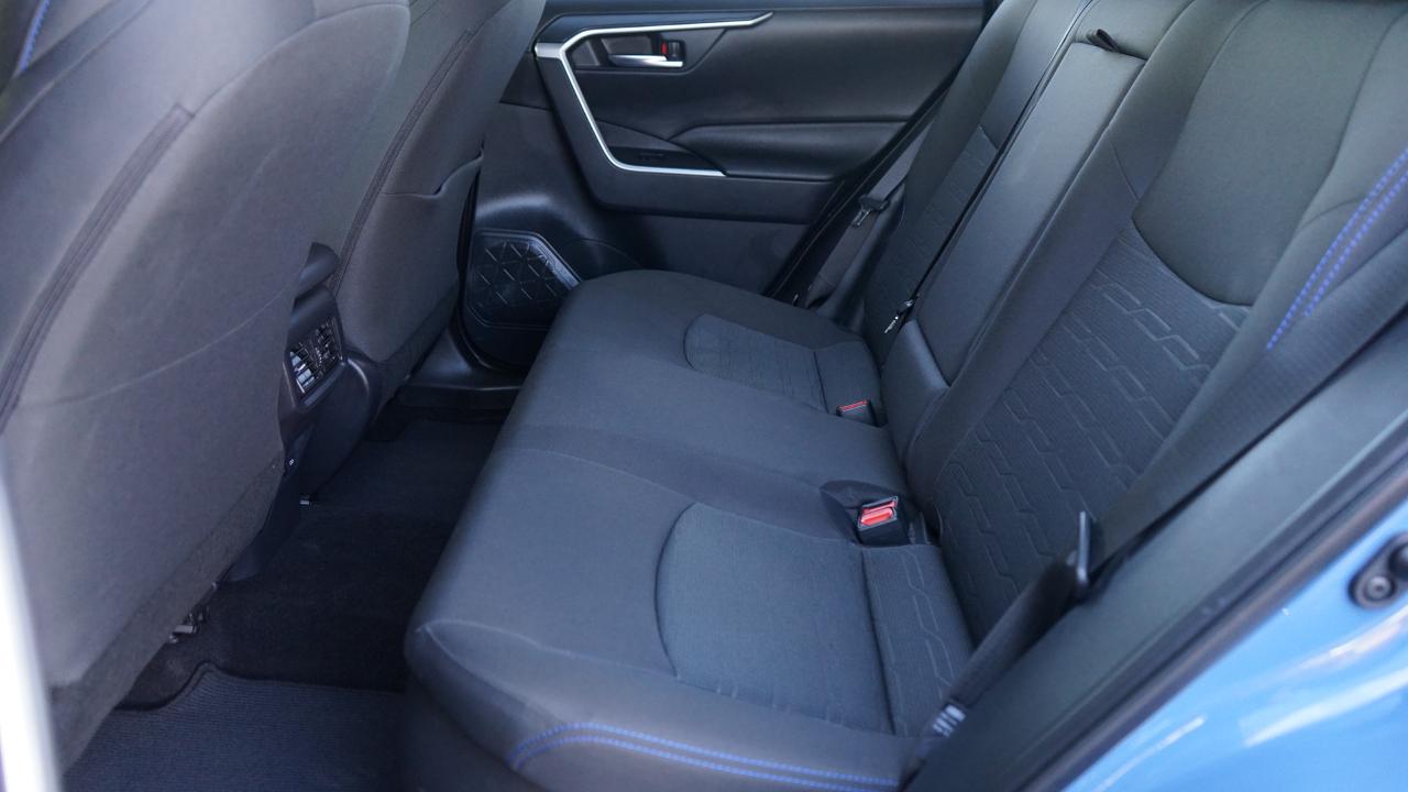 Toyota RAV4 Hybrid SE 2025