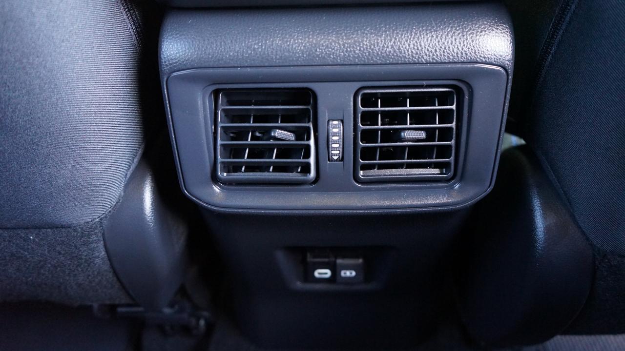 Toyota RAV4 Hybrid SE 2025