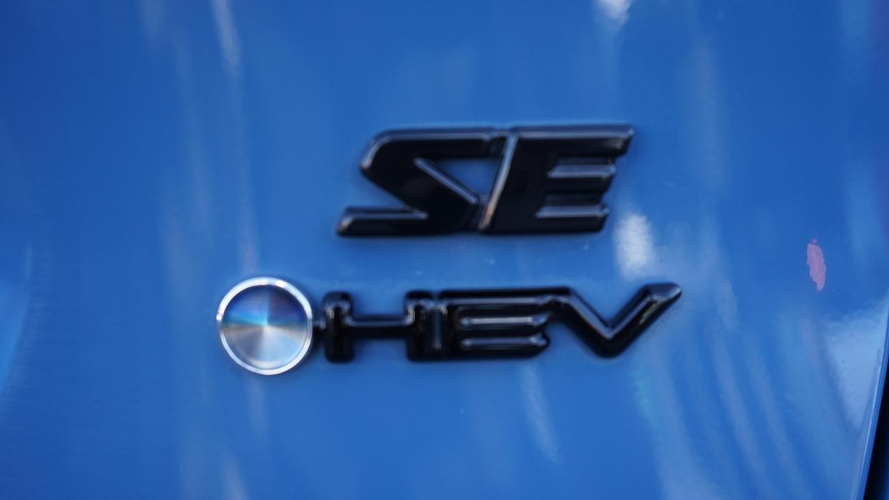 Toyota RAV4 Hybrid SE 2025