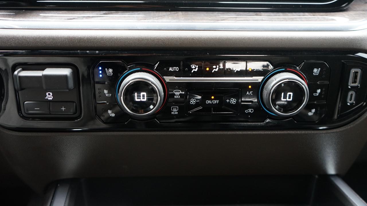 Chevrolet Silverado 1500 LTZ Crew Cab 4WD 2023