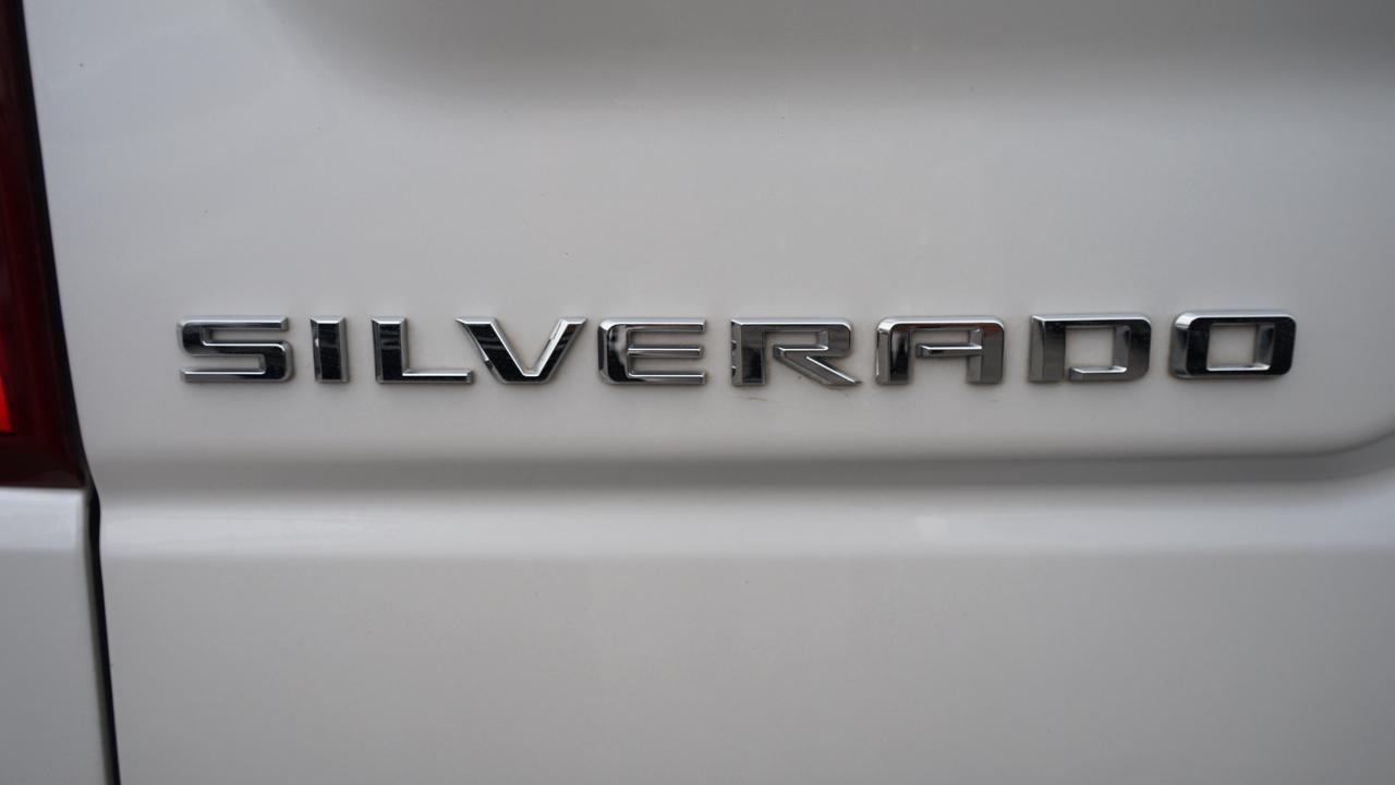 Chevrolet Silverado 1500 LTZ Crew Cab 4WD 2023
