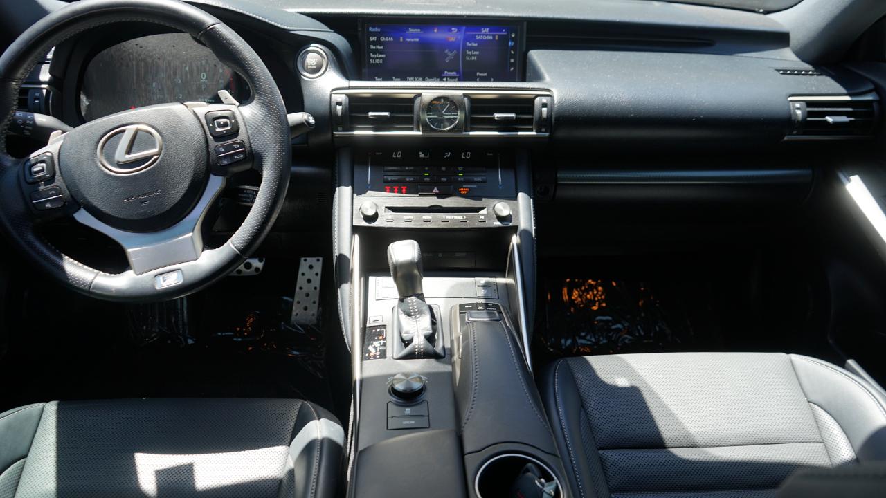 Lexus IS F SPORT 300 RWD 2018