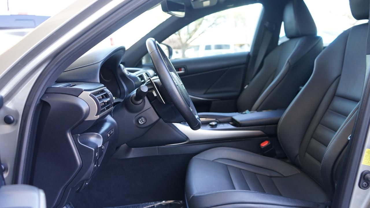 Lexus IS F SPORT 300 RWD 2018