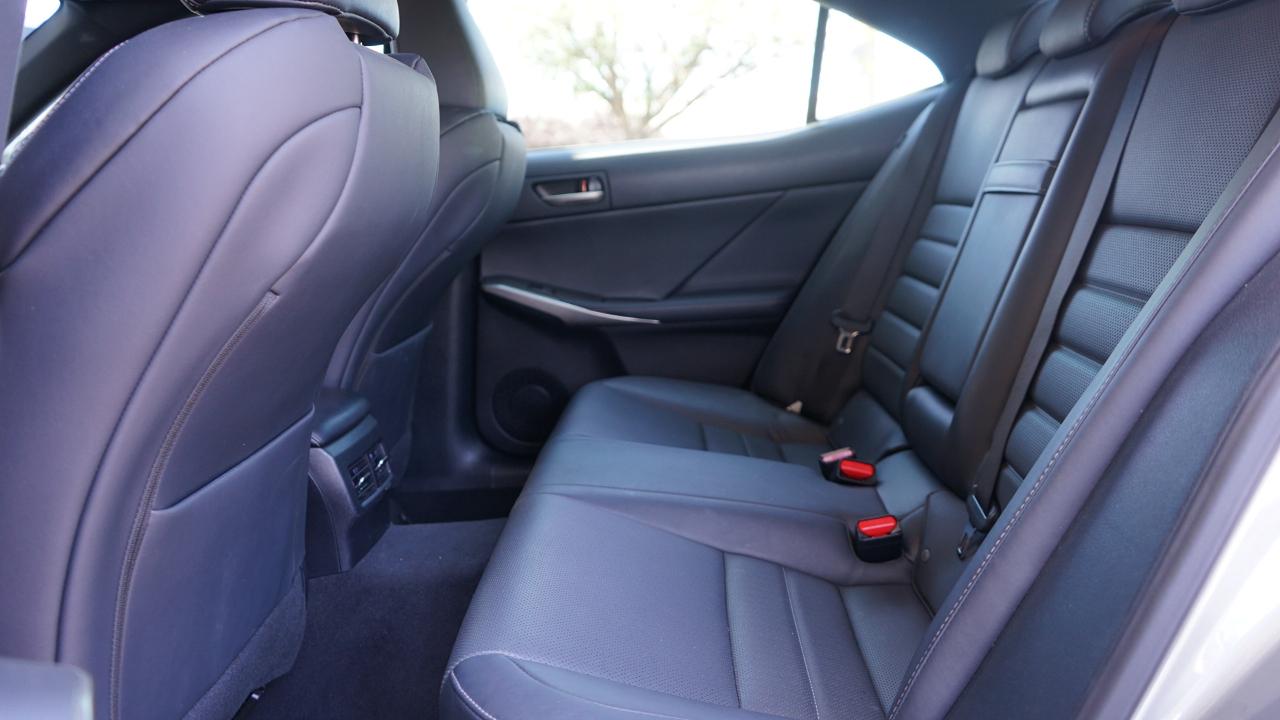 Lexus IS F SPORT 300 RWD 2018