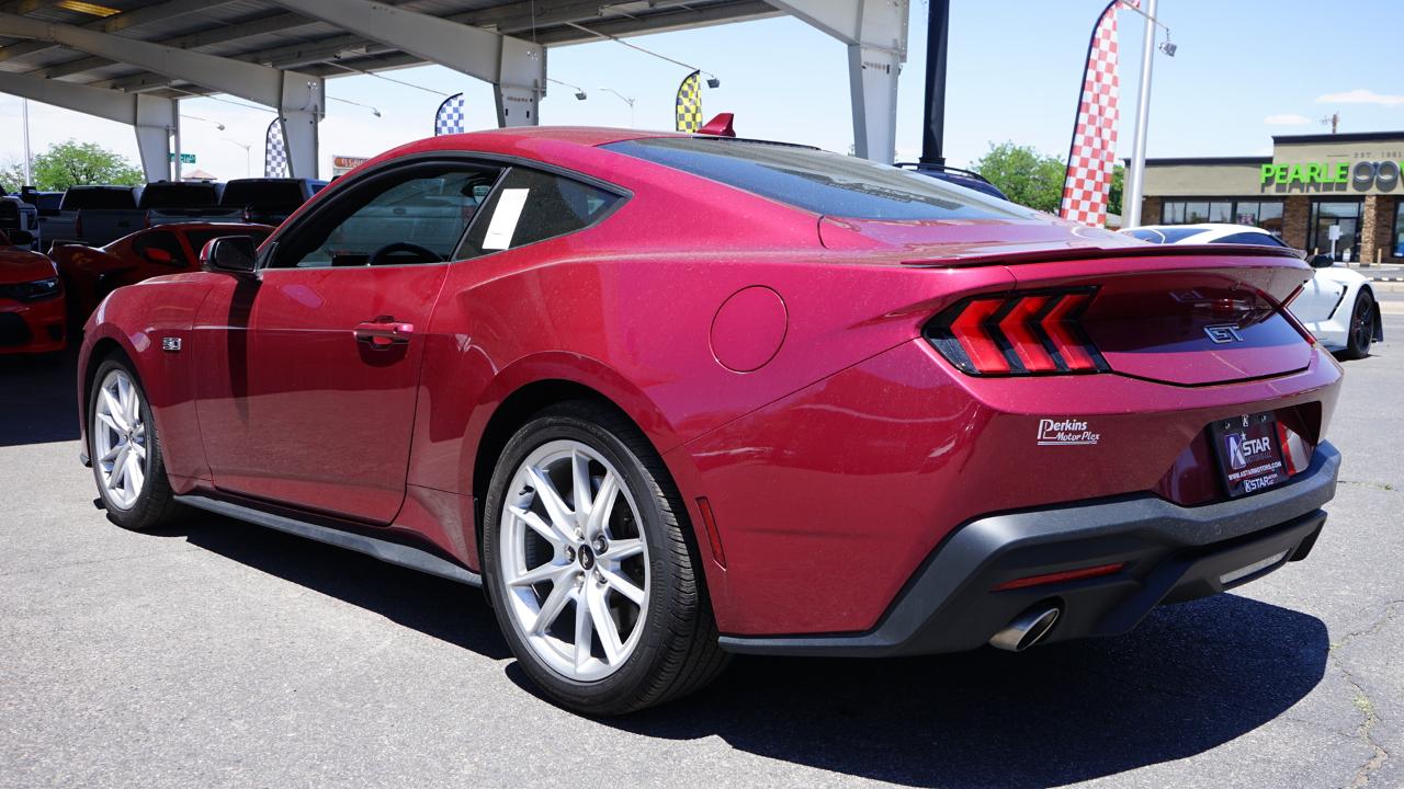 Ford Mustang GT Coupe 2025