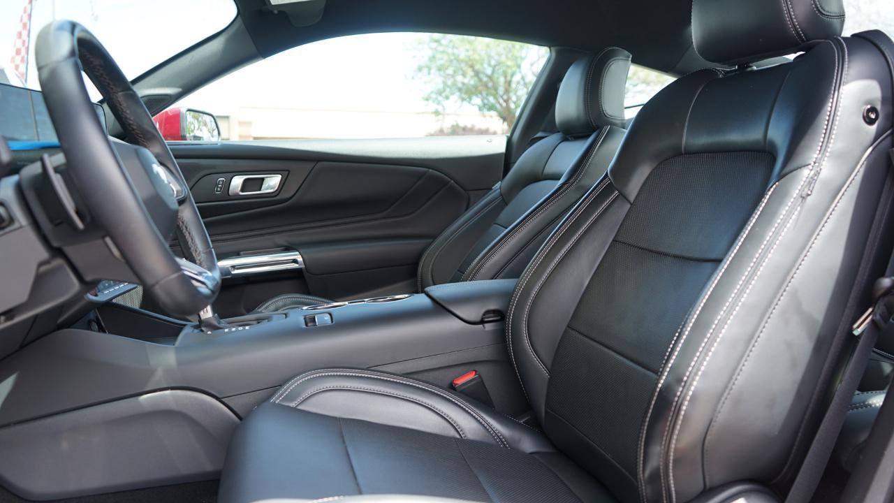 Ford Mustang GT Coupe 2025