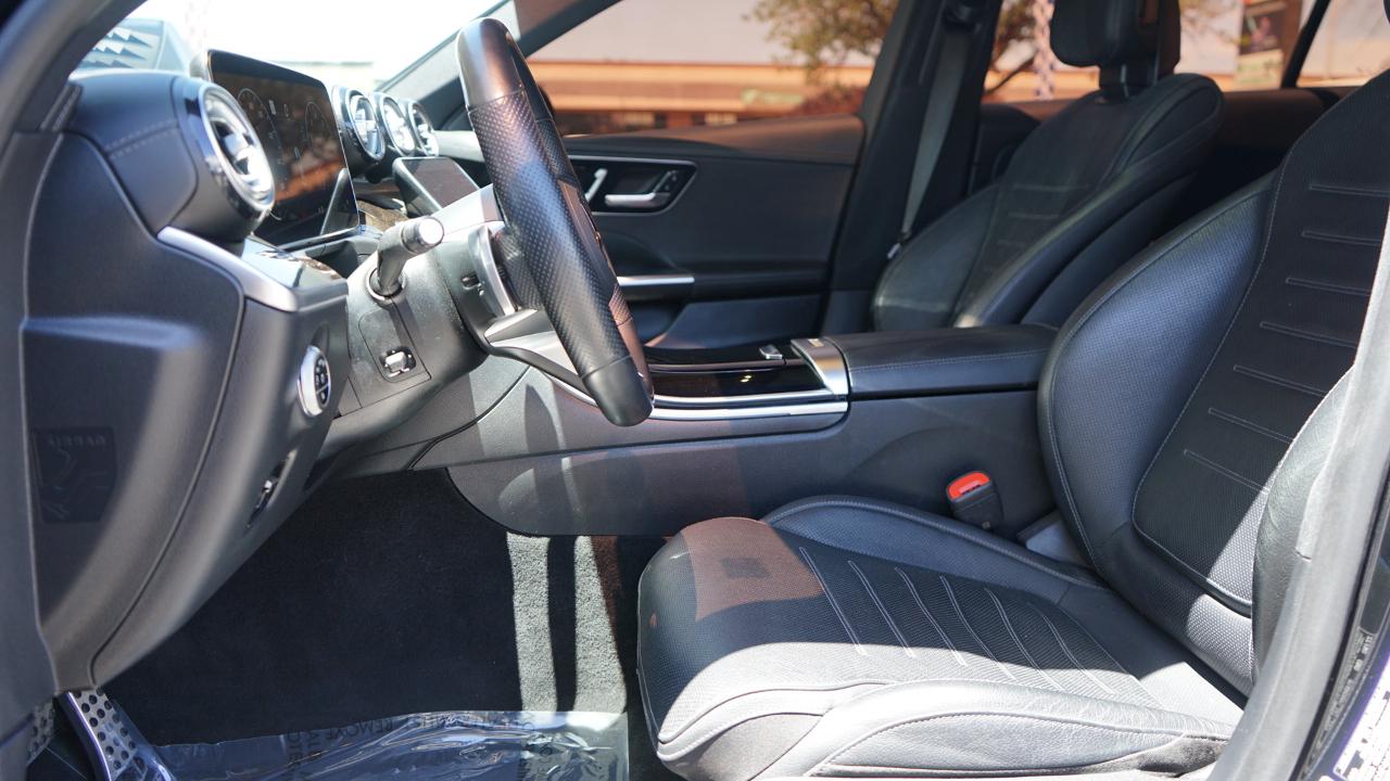 Mercedes-Benz C-Class C300 4MATIC Sedan 2022