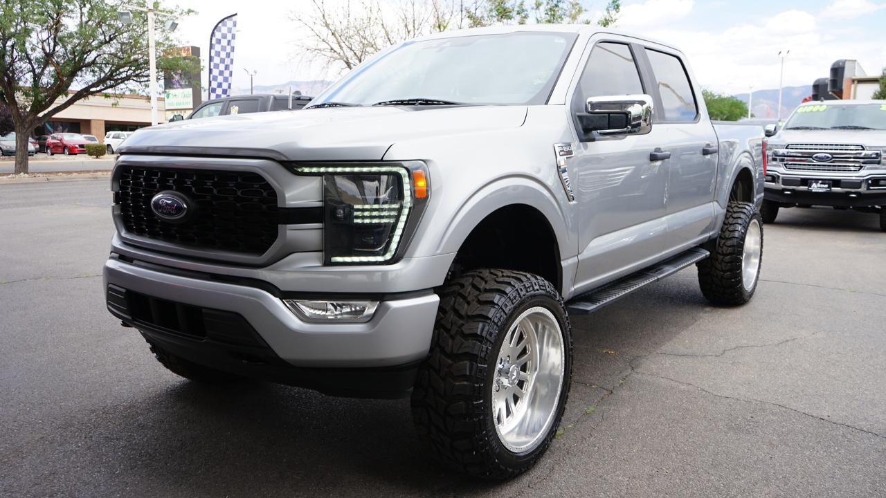 Ford F-150 STX 4WD SuperCrew 5.5' Box 2022