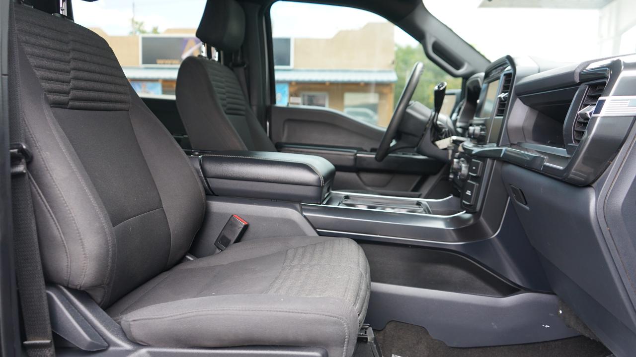 Ford F-150 STX 4WD SuperCrew 5.5' Box 2022