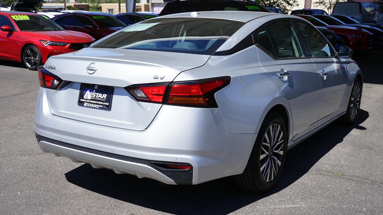 Nissan Altima 2.5 SV Sedan 2024