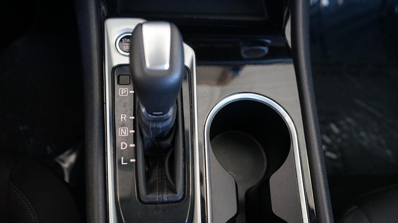 Nissan Altima 2.5 SV Sedan 2024