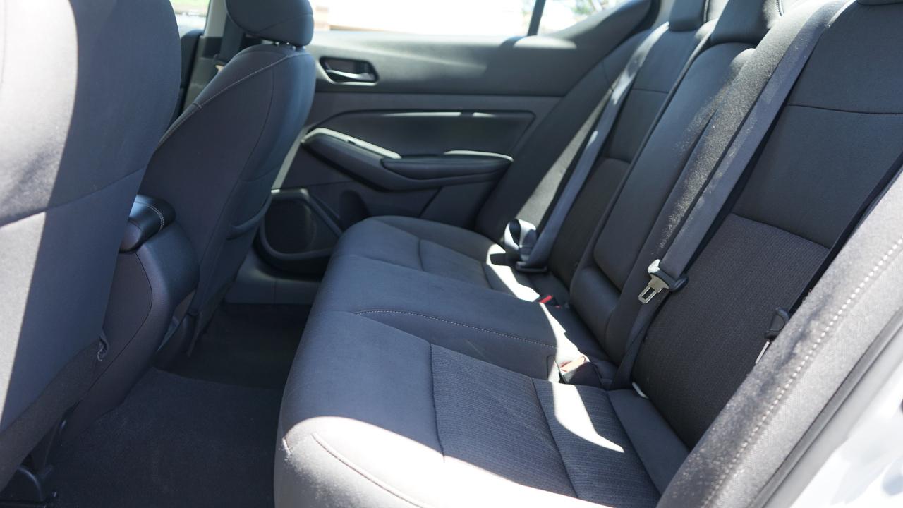 Nissan Altima 2.5 SV Sedan 2024