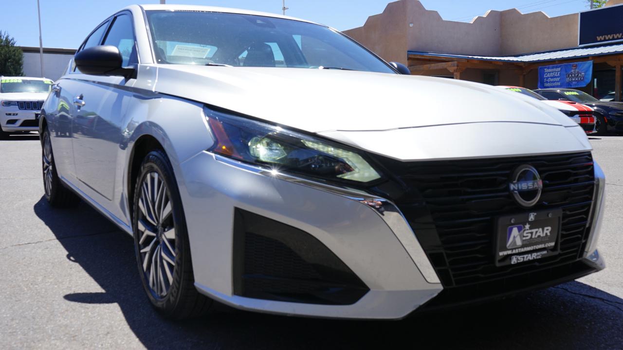 Nissan Altima 2.5 SV Sedan 2024