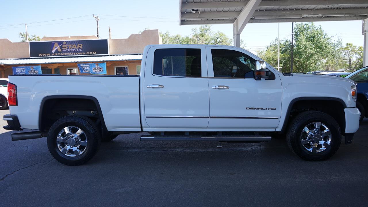 GMC Sierra 2500HD available WiFi 4WD Crew Cab 153.7" Denali 2015