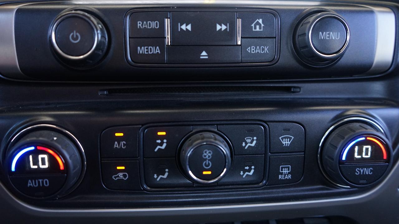 GMC Sierra 2500HD available WiFi 4WD Crew Cab 153.7" Denali 2015
