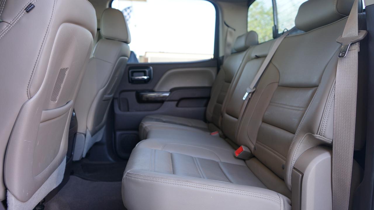 GMC Sierra 2500HD available WiFi 4WD Crew Cab 153.7" Denali 2015