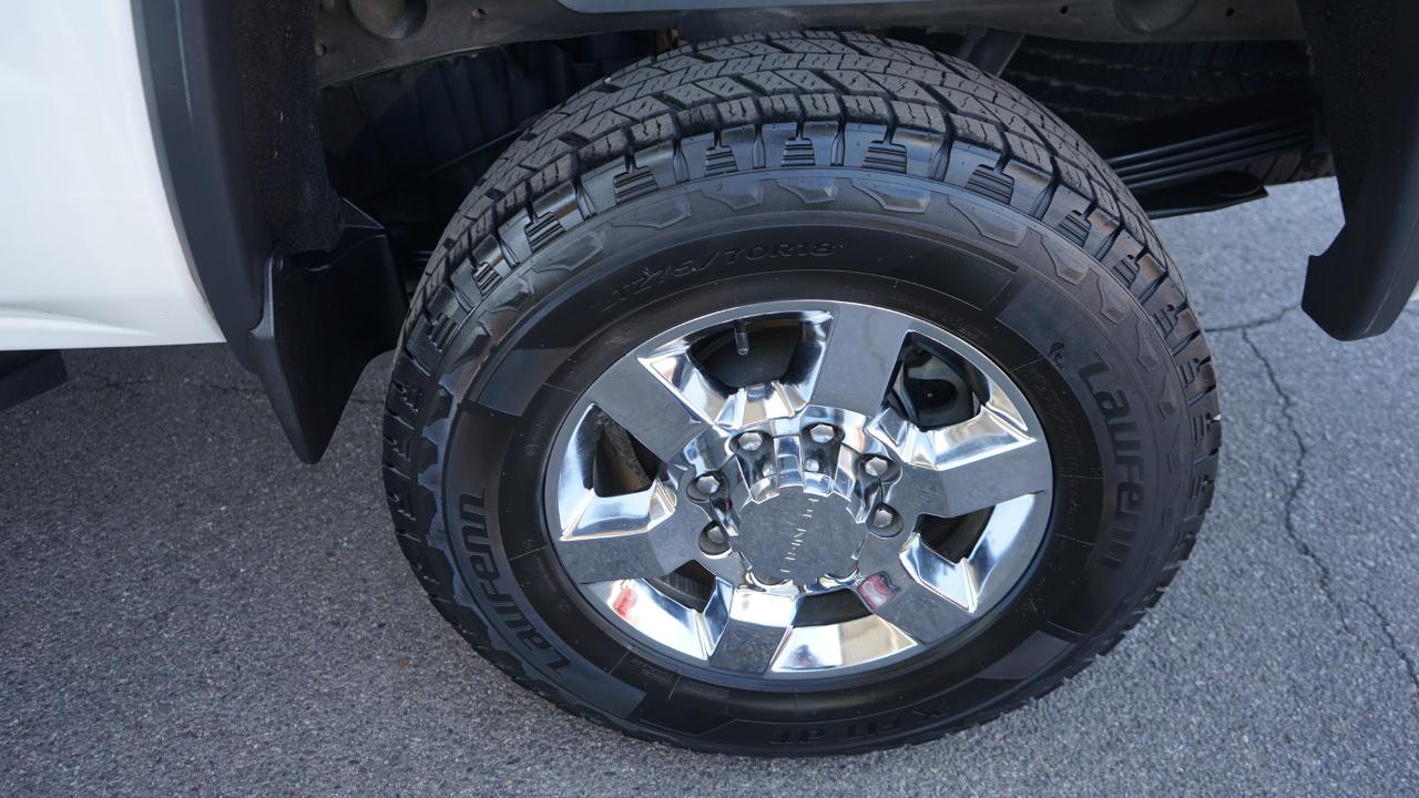 GMC Sierra 2500HD available WiFi 4WD Crew Cab 153.7" Denali 2015