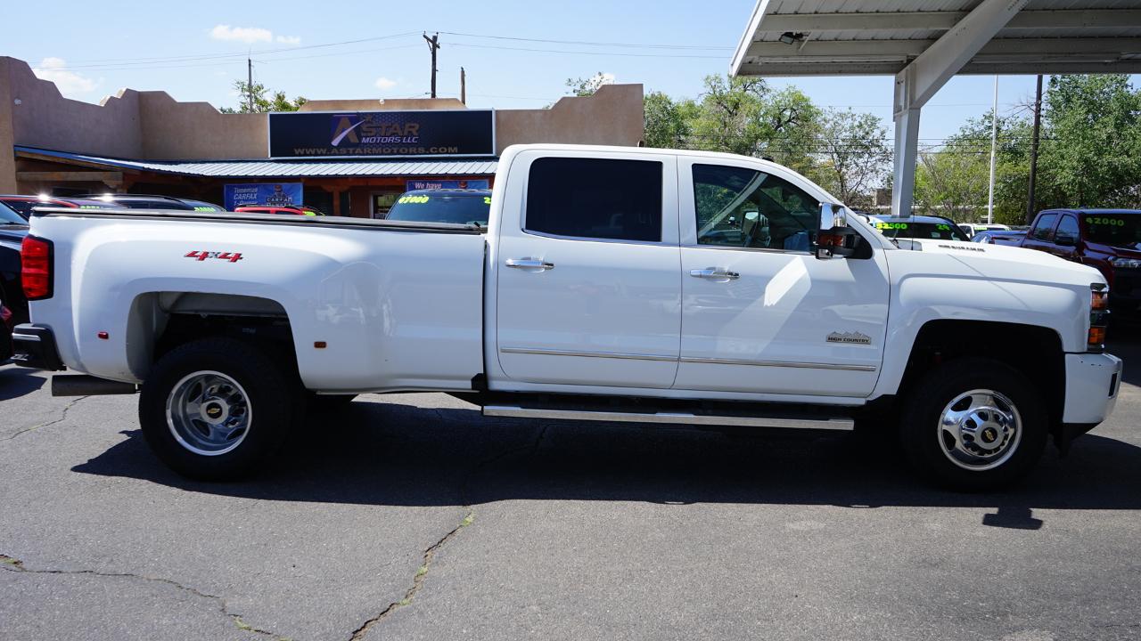 Chevrolet Silverado 3500HD 4WD Crew Cab 167.7" High Country 2019