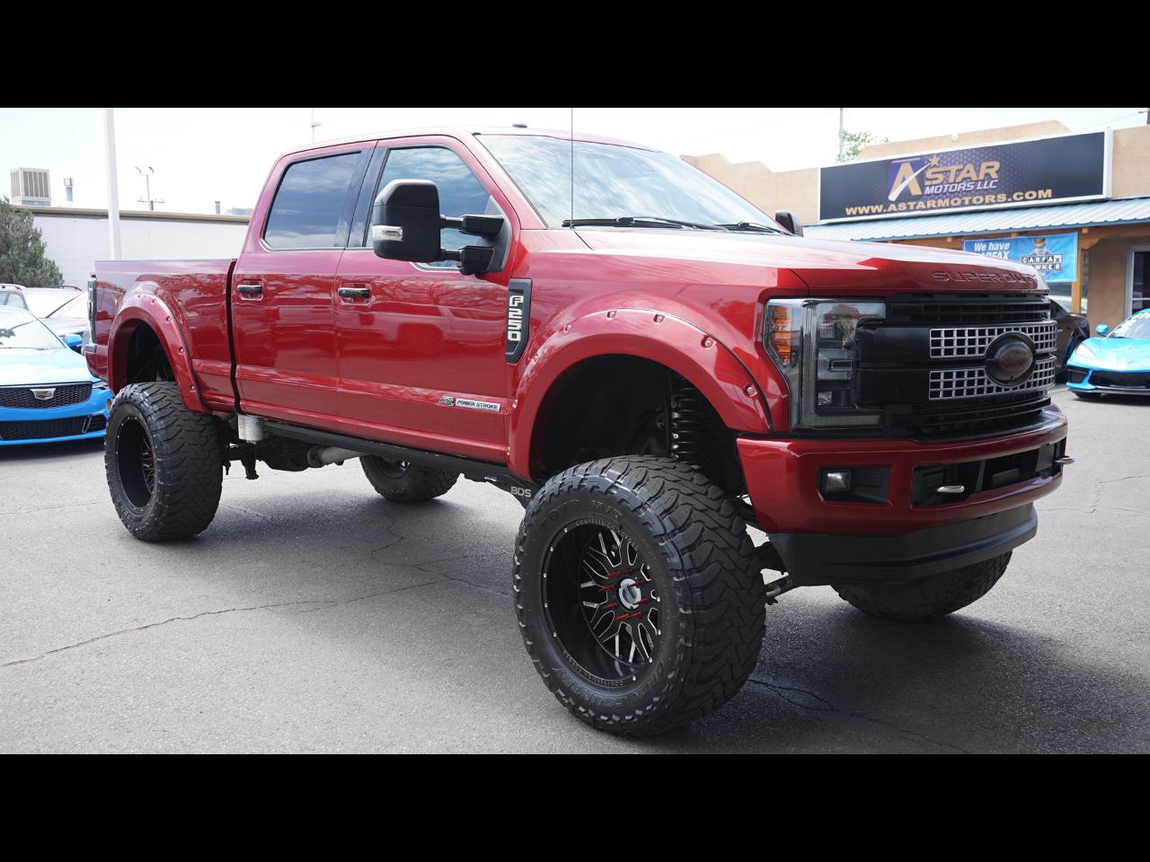 Ford Super Duty F-250 SRW Platinum 4WD Crew Cab 6.75' Box 2017