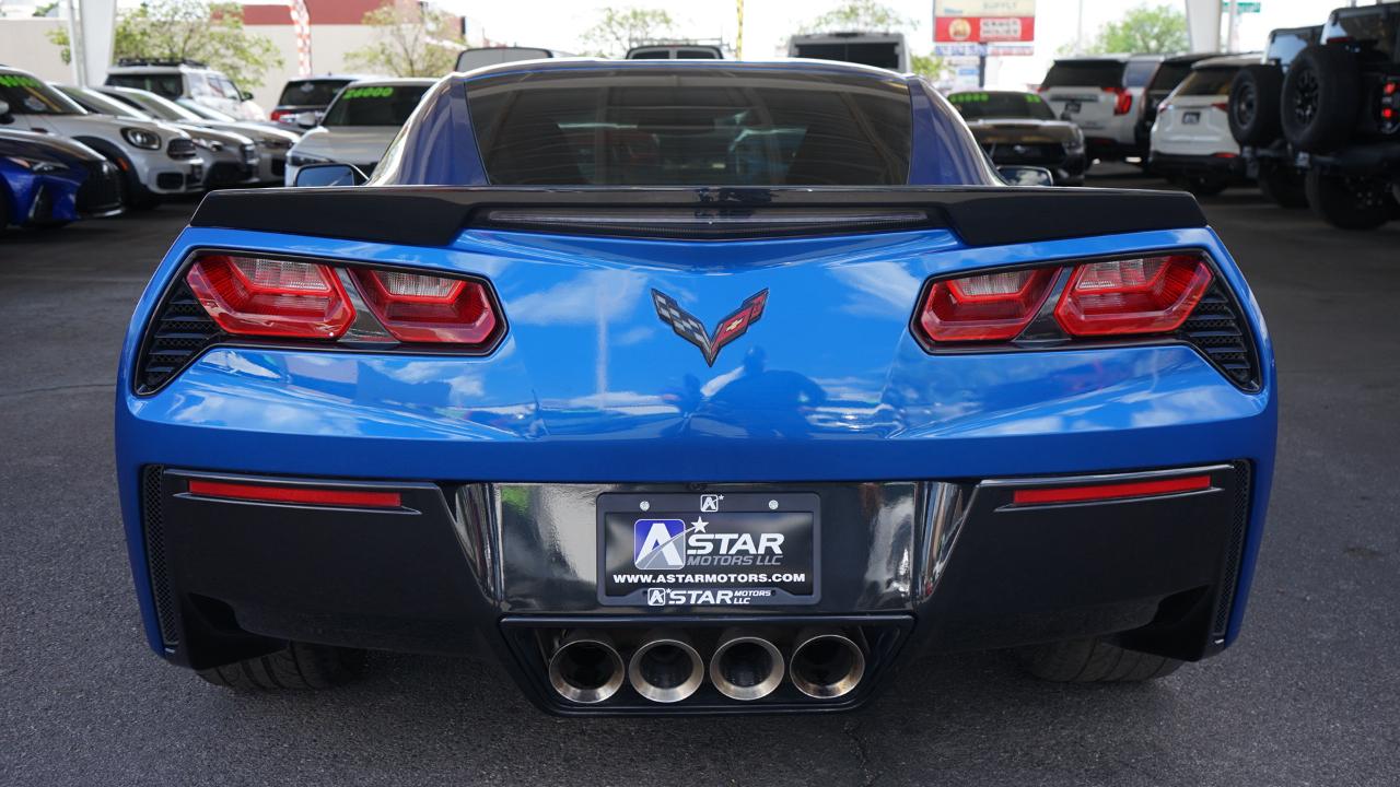 Chevrolet Corvette 2dr Stingray Z51 Cpe w/3LT 2016
