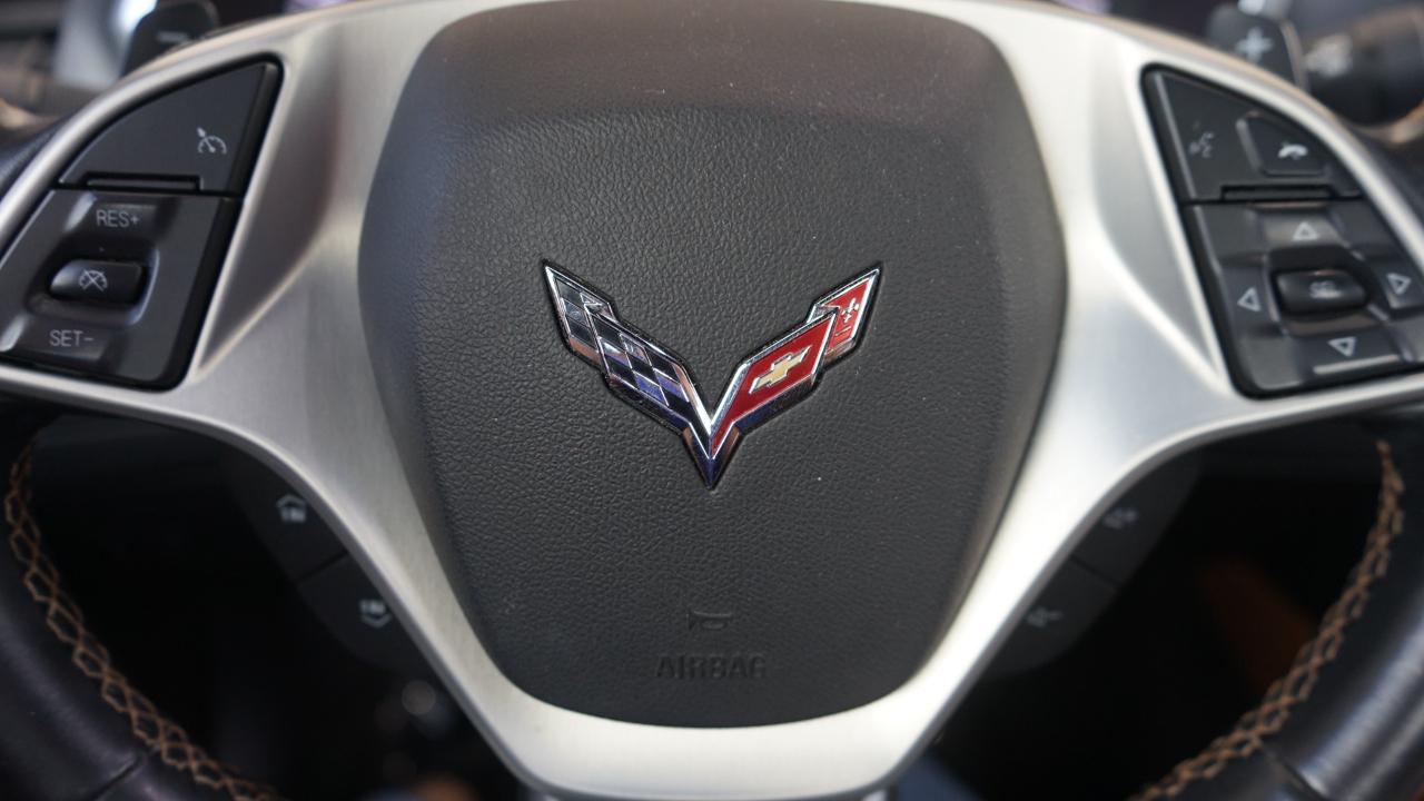Chevrolet Corvette 2dr Stingray Z51 Cpe w/3LT 2016