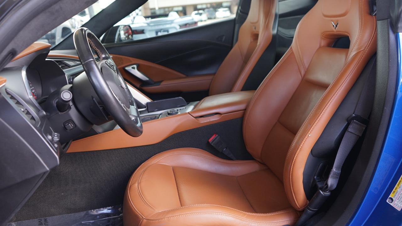 Chevrolet Corvette 2dr Stingray Z51 Cpe w/3LT 2016