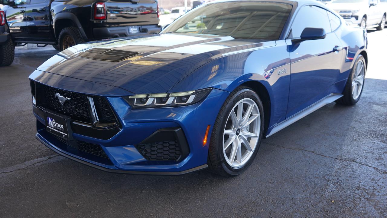 Ford Mustang GT Fastback 2024