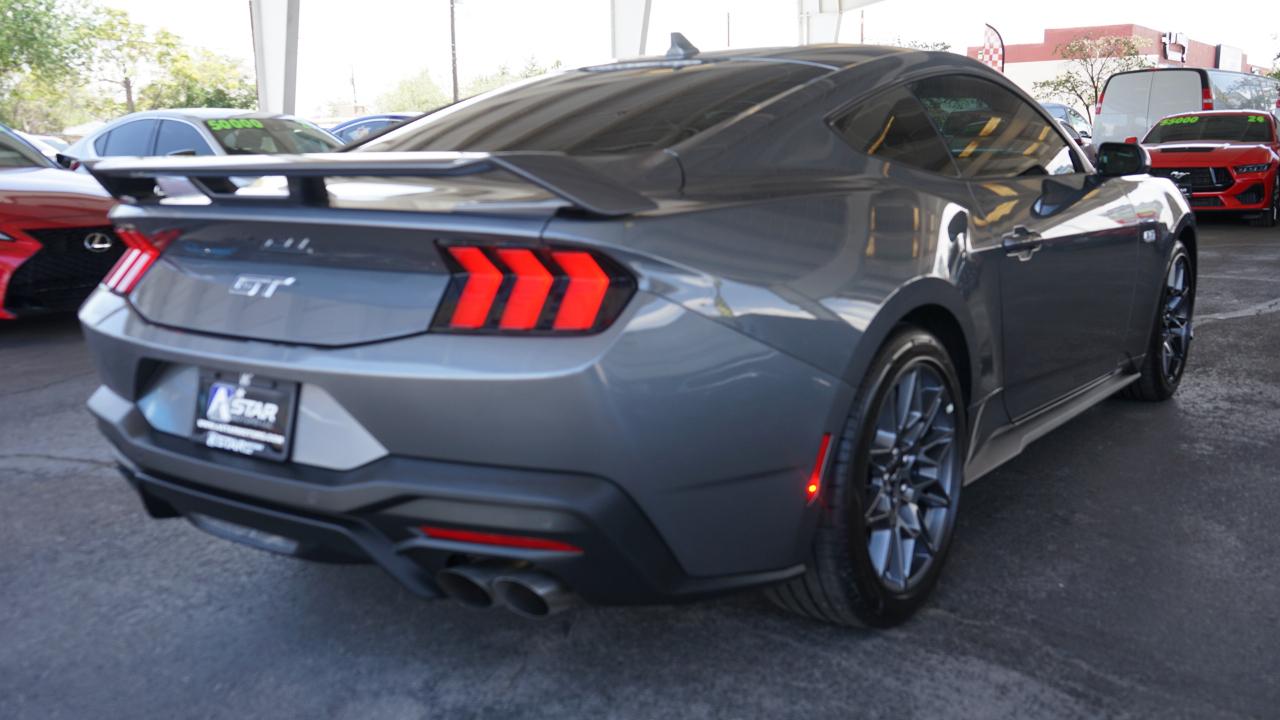 Ford Mustang GT Fastback 2025