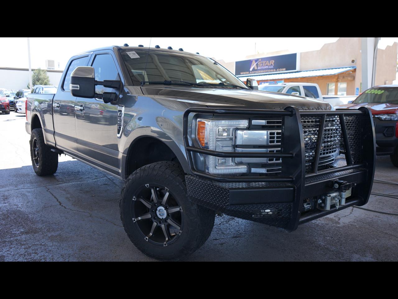 2018 Ford Super Duty F-250 SRW Platinum 4WD Crew Cab 6.75' Box
