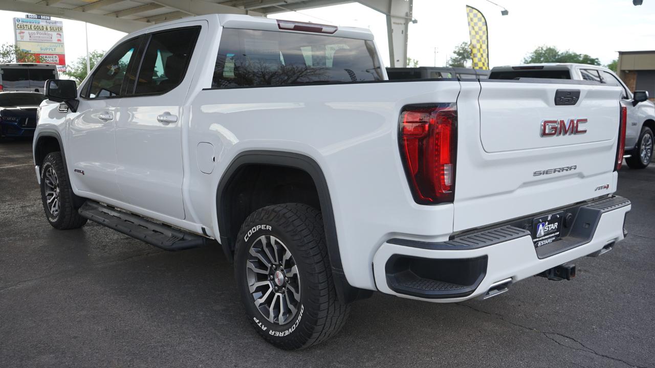 GMC Sierra 1500 4WD Crew Cab 147" AT4 2021