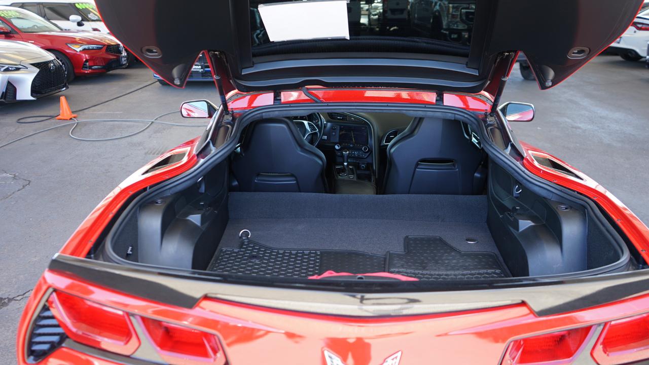 Chevrolet Corvette 2dr Stingray Z51 Cpe w/3LT 2016