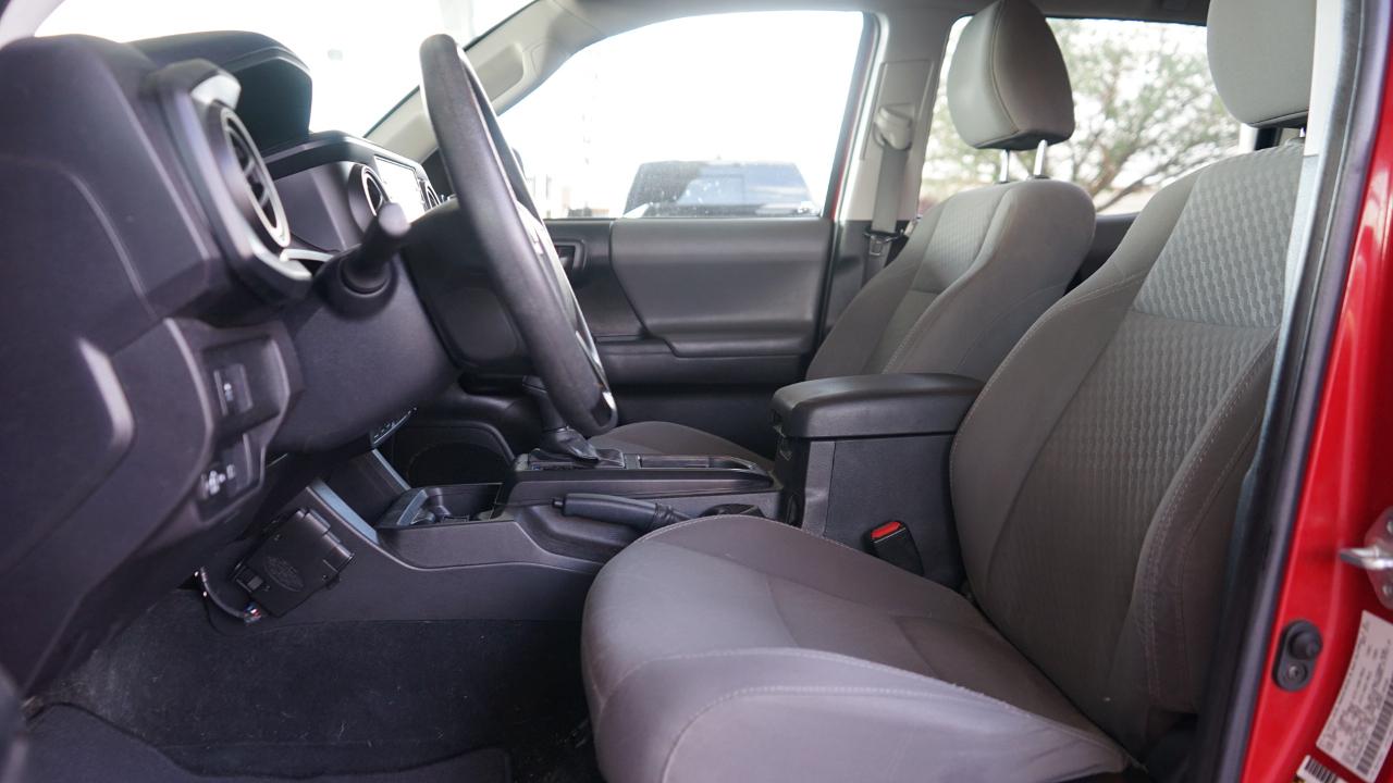 Toyota Tacoma 4WD SR Double Cab 5' Bed V6 AT (Natl) 2022